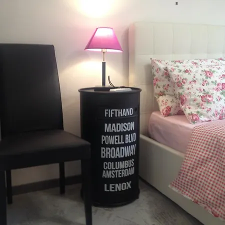 Apartment Decorialab *